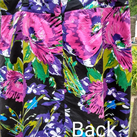 Lane Bryant Floral Multi Color & Black Skirt SZ 18 - Picture 2 of 7